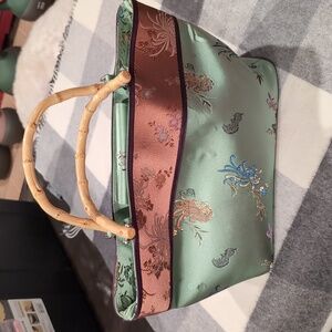 Yans NY Elegant Floral Women's Bag with Bamboo Handles